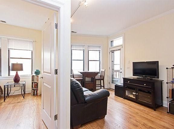4th image of 620 W Roscoe St #97jcay7yu