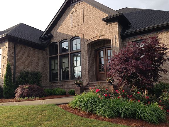 2nd image of 718 Birkdale Blvd