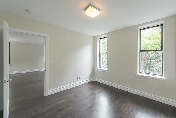 Rented by Thor Equities | media 12