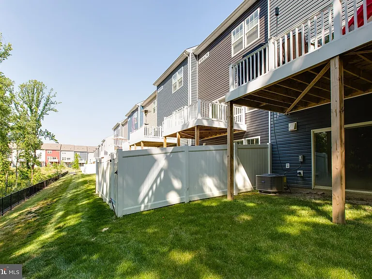 7989 Patterson Way — Photo 40