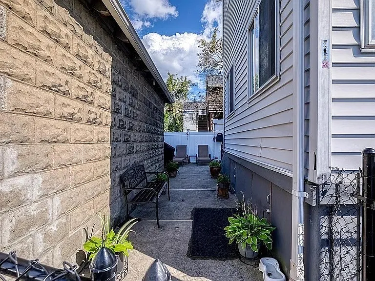 338 Riverside Ave #B — Photo 12