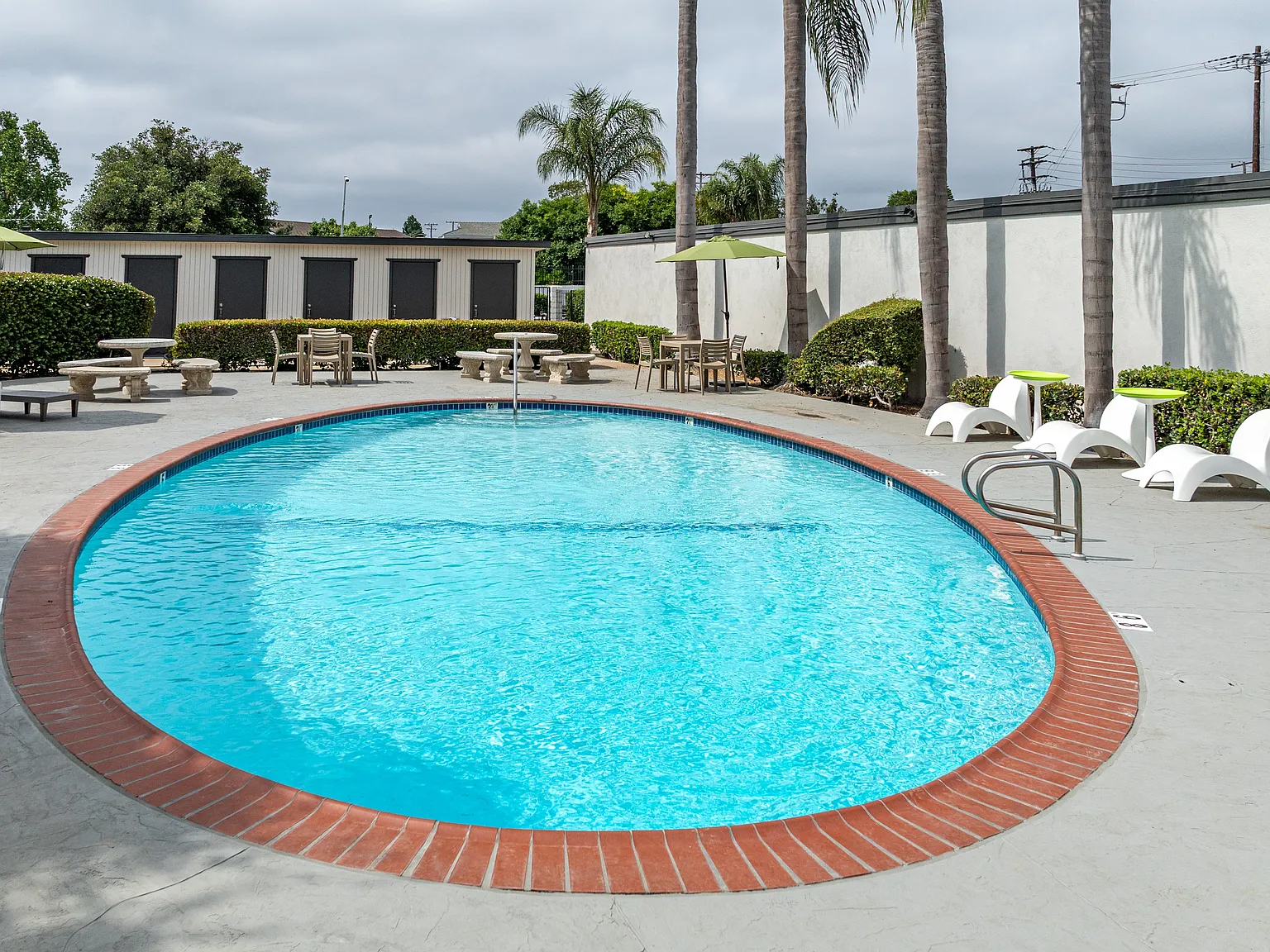 The Arbors Santa Ana — Photo 4