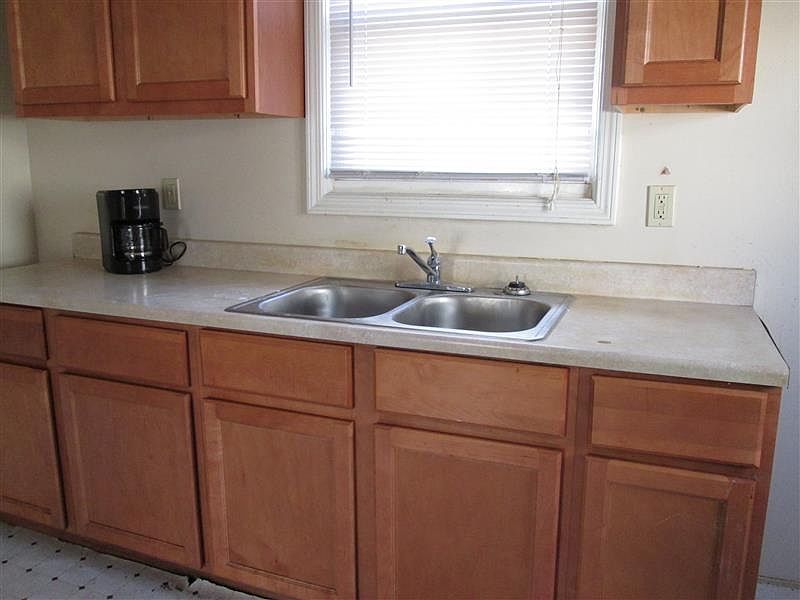 2nd image of 9917 Gaylord Ave