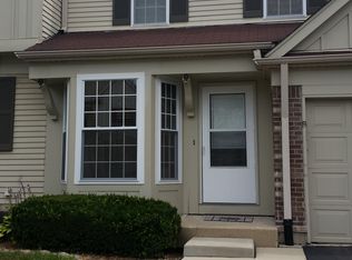 1545 Apple Grove Ln, Westmont, IL