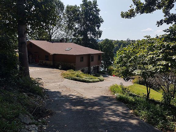 2nd image of 11413 Berry Hill Dr
