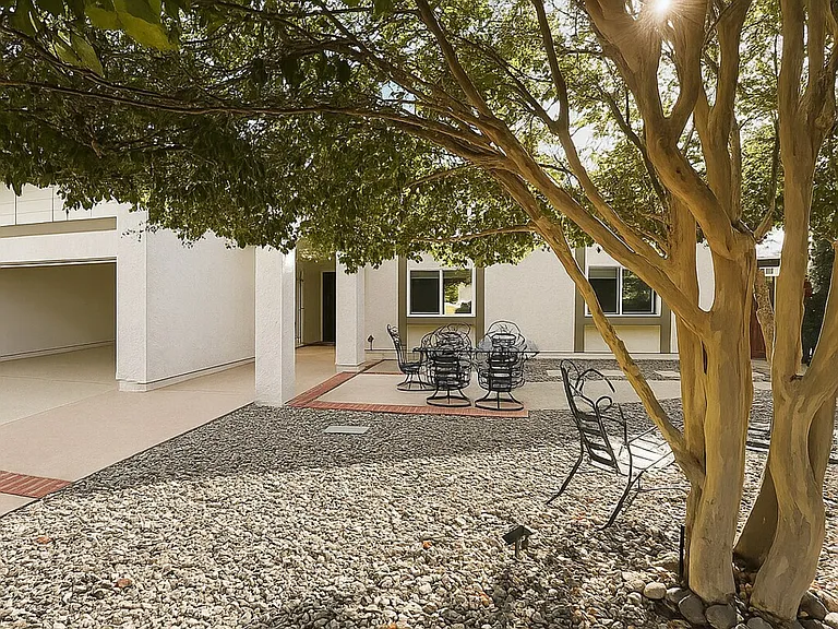Montiel Rd — Photo 20
