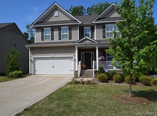 427 Leaf Arbor Ct, Clover, SC 29710