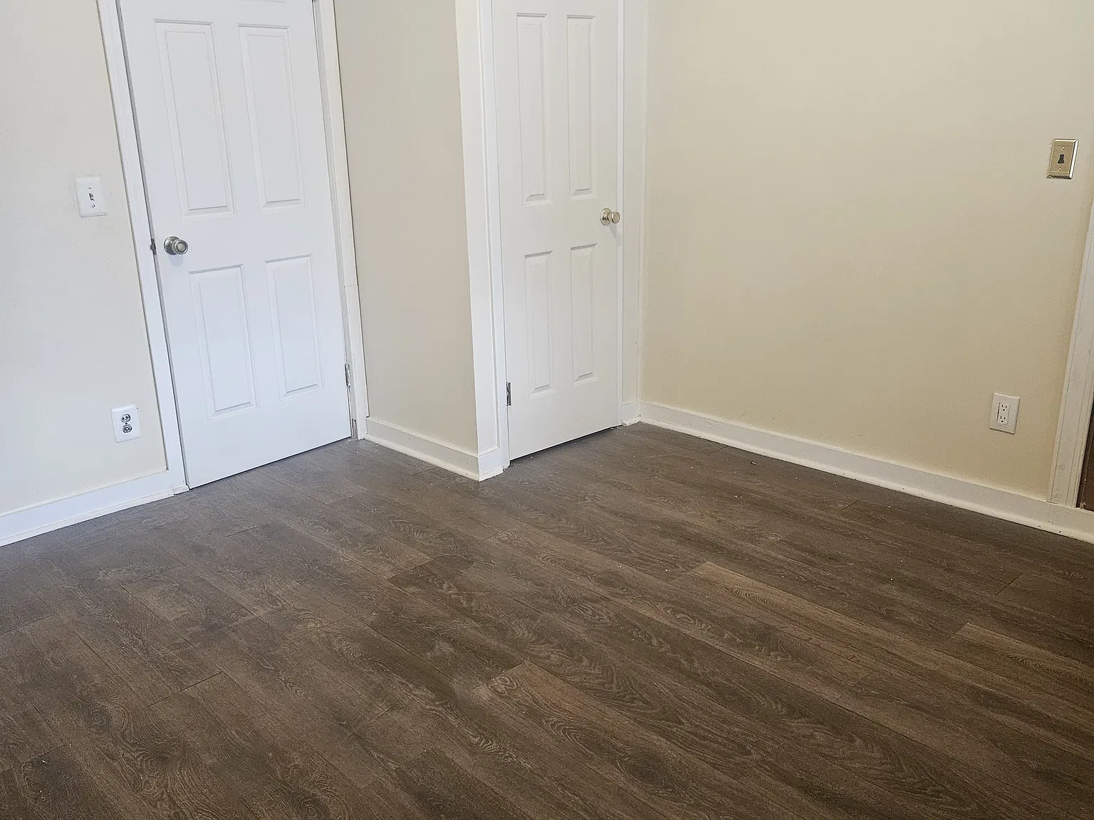 3 bed, 936 sqft, $1,400 — Photo 3