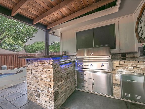 2nd image of 1317 E Branch Hollow Dr