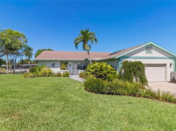 5016 Mangrove Point Rd, Bradenton, FL 34210