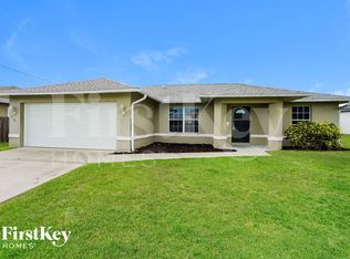2105 NW 1st Pl, Cape Coral, FL 33993