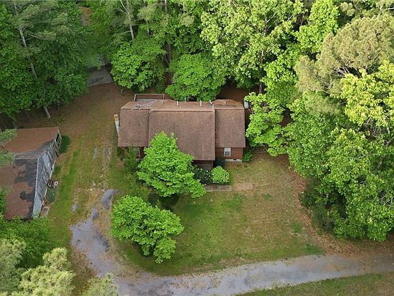 4th image of 15535 Strawberry Plains Rd