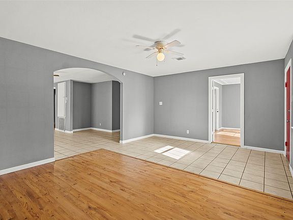 4th image of 206 S Texas St