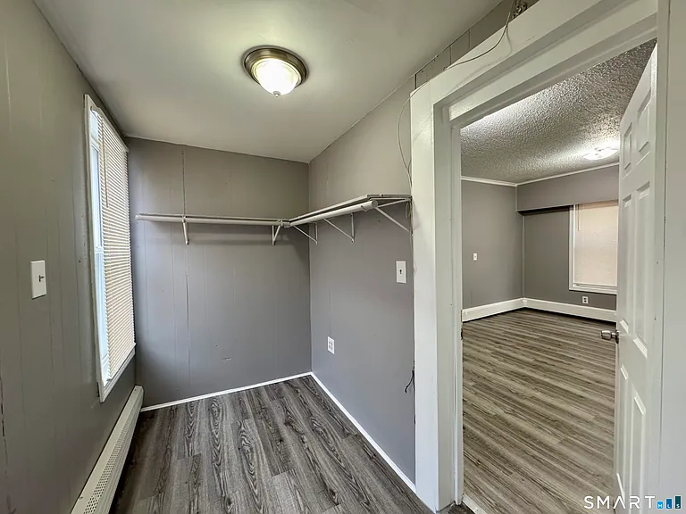 1102 E Main St #1 — Photo 12