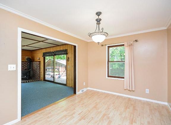 4th image of 9919 395th St