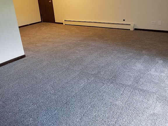 3rd image of 600 W 65th St APT 1