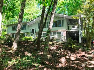 168 Surry Ln #168, Hendersonville, NC 28791
