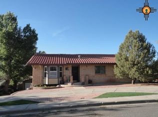 303 Canoncito Ave, Gallup, NM 87301