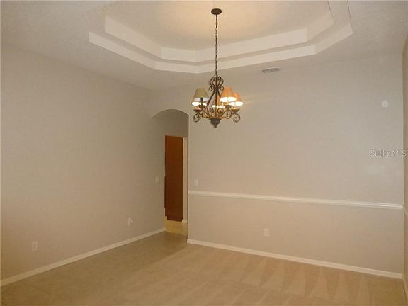 4th image of 23549 Abercorn Ln