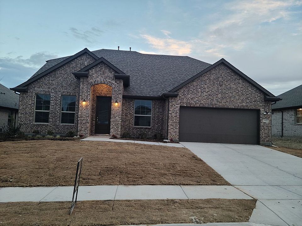 1st image of 3301 Glendale Dr