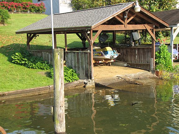 4th image of 6121 Bayshore Dr