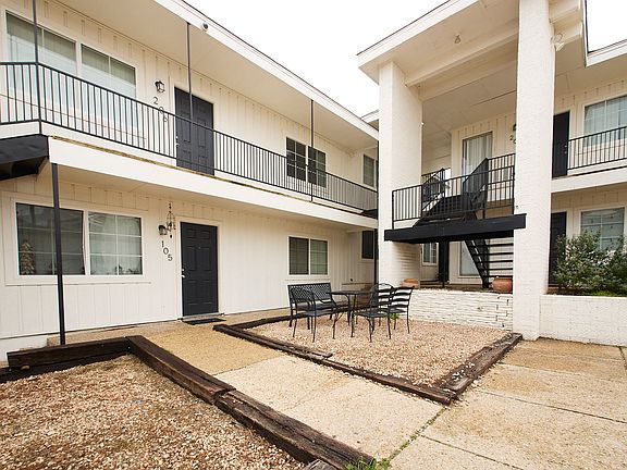 4th image of 1304 McKie Dr #0