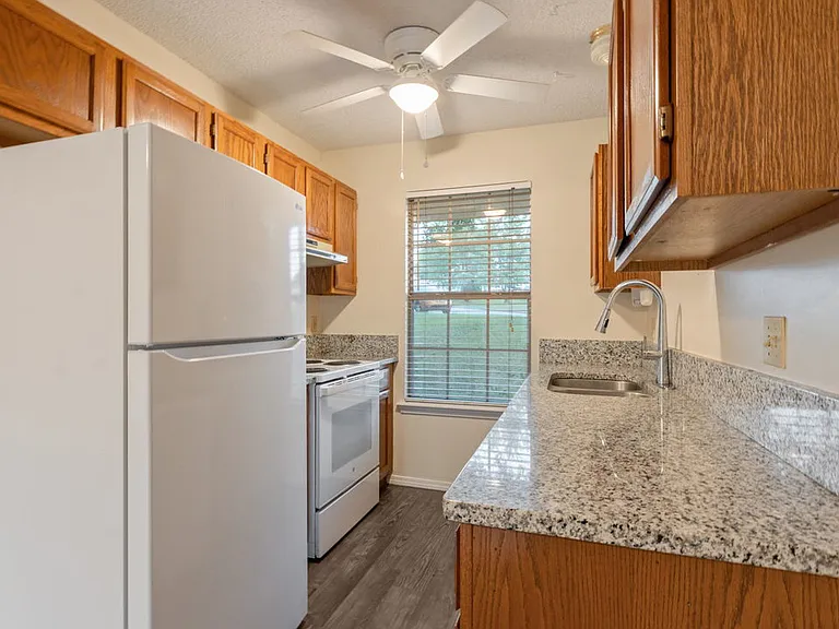 3518 W Buckeye St — Photo 6