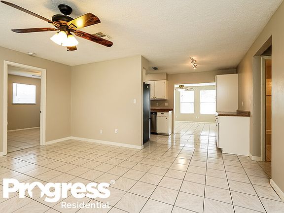 3rd image of 1120 Gerald Ave