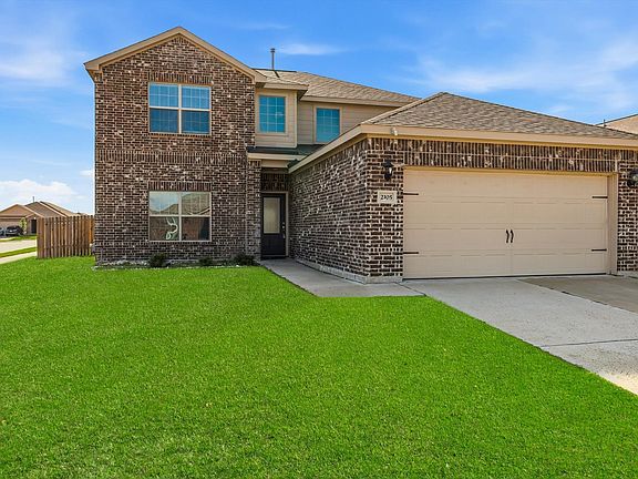 4th image of 2105 Yarbrough Dr