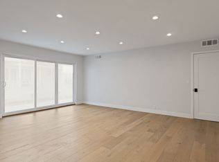 153 S Palm Dr #1, Beverly Hills, CA 90212