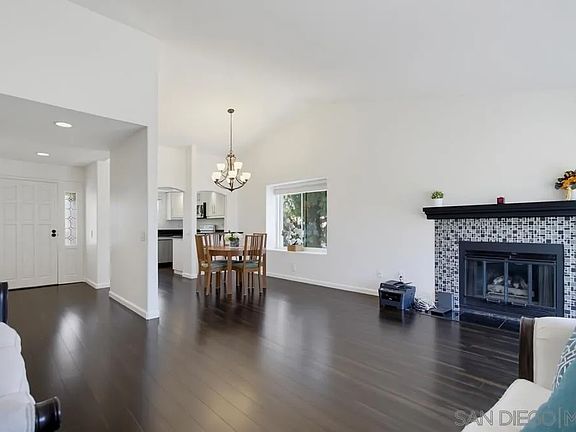 5th image of 16238 Avenida Venusto Unit E