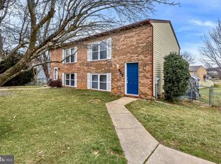 822 Johahn Dr, Westminster, MD 21158