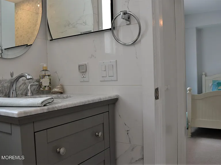 900 Ocean Ave #29 — Photo 43