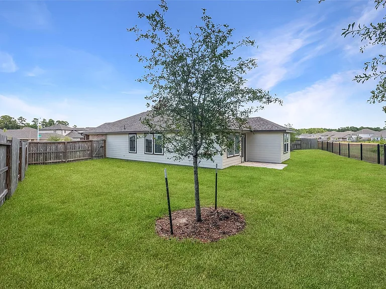 7002 Lauren Oak Dr — Photo 23