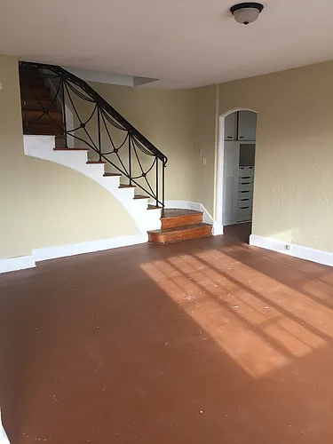 155 W River Streetsuite E Photo 1