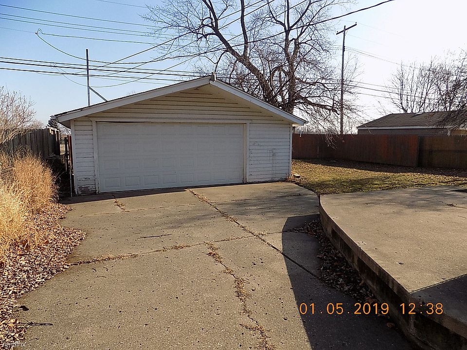 2nd image of 43506 Donley Dr