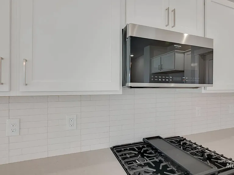 6940 S Chinook Ave — Photo 7