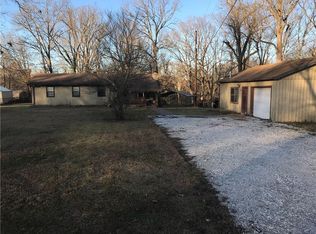 11718 Landers Rd, Rogers, AR 72756