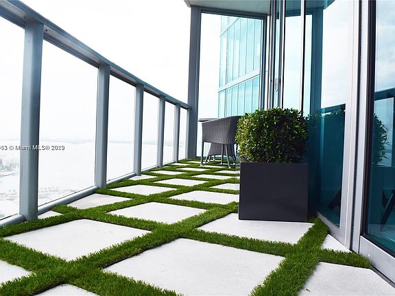 2nd image of 888 Biscayne Blvd APT 4409