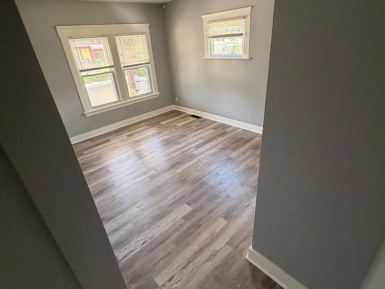 10111 Born Ave #1 — Photo 1