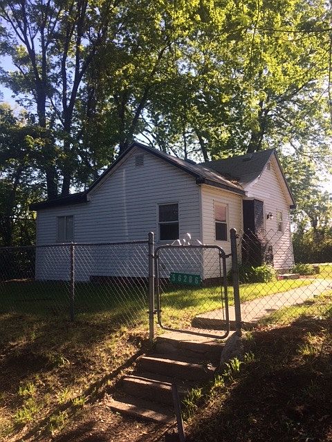 1st image of 56286 Burr St