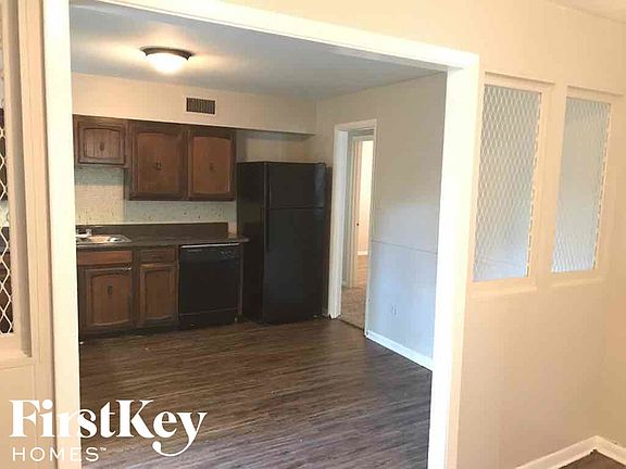 3rd image of 4891 Brentdale Ave