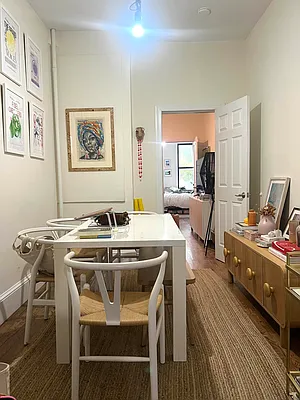 Rented by Compass | media 12