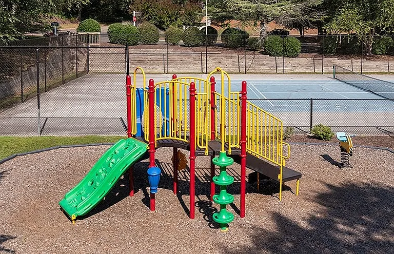 Birchwood at Boulders Apartments — Photo 26