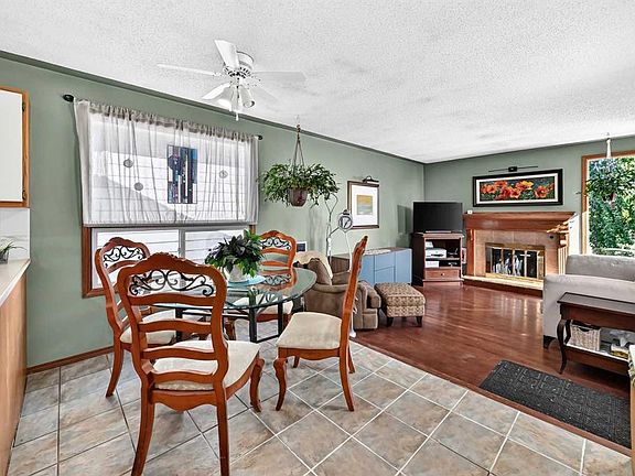 5th image of 155 W Strathcona Close SW