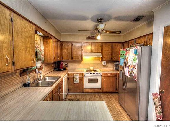 5th image of 1027 Highland Dr