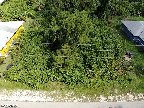 5th image of 2246-2248 Fairway Dr