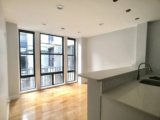 Rented by Bohemia Realty Group | media 12