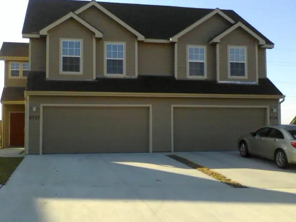2731-2733 Elm Creek, 2731-2733 Elm Creek Dr, Junction City, KS 66441