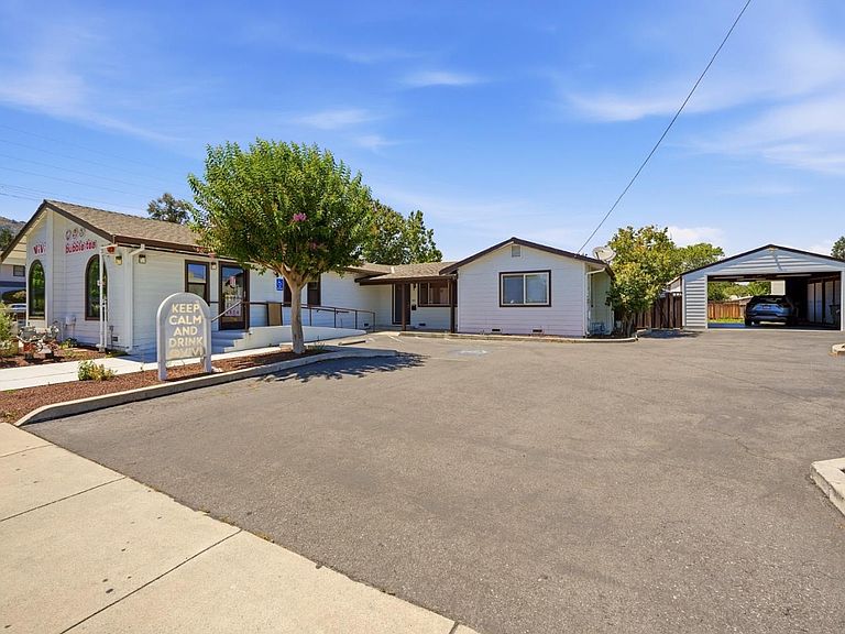 Listing photo 5
